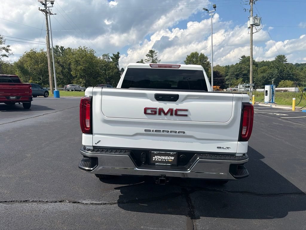 Used 2025 GMC Sierra 1500 SLT AWD/4WD image 10