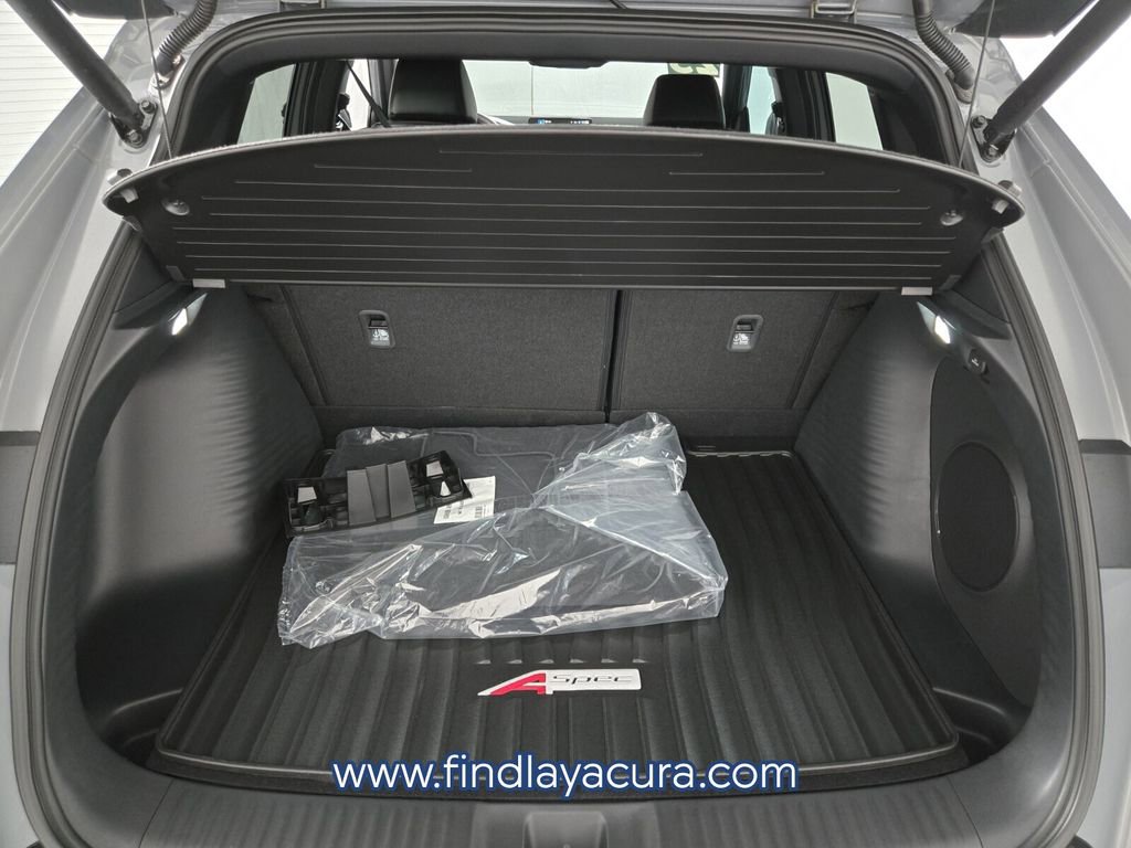 Used 2025 Acura ADX A-Spec image 15