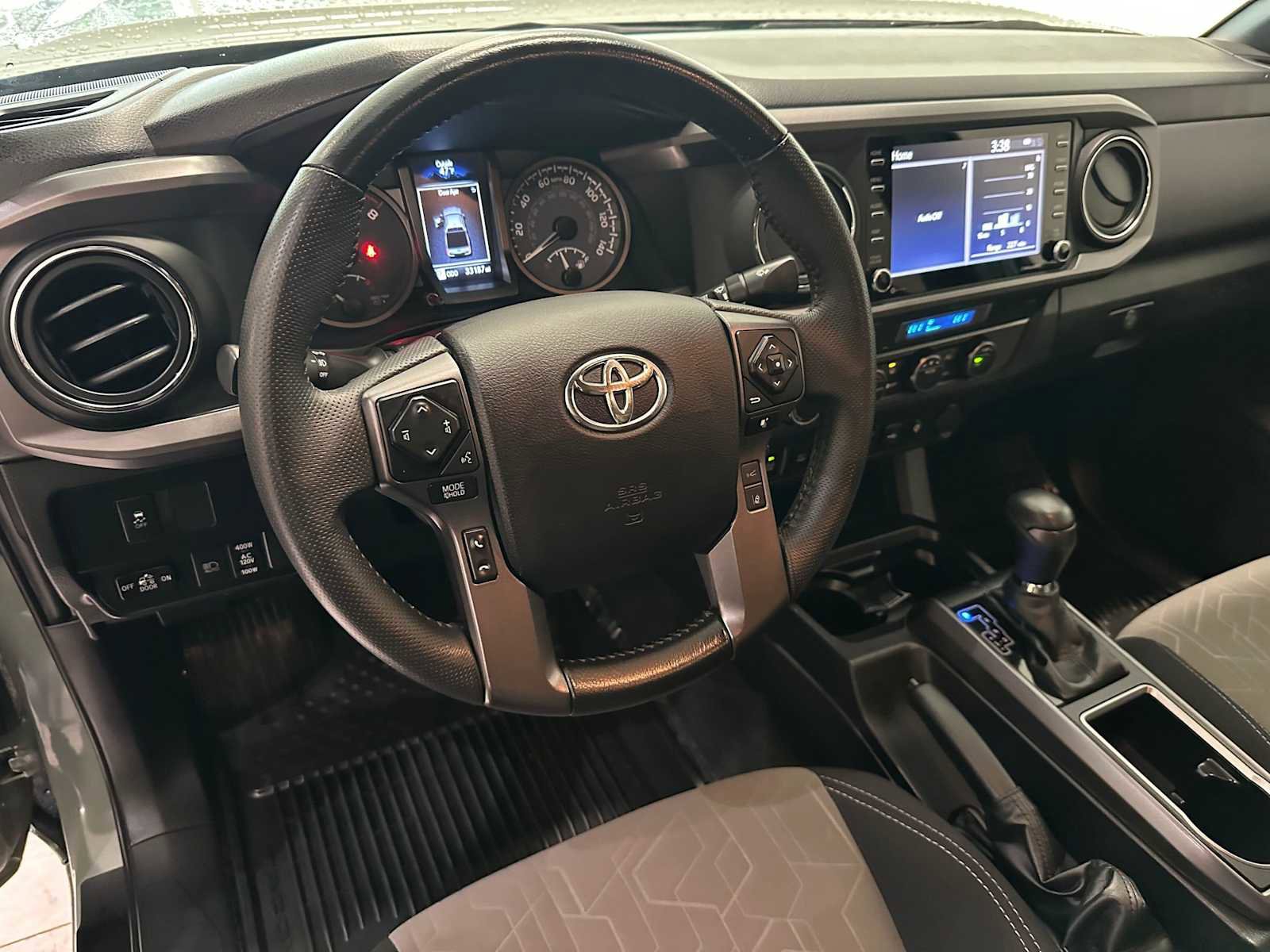Certified 2022 Toyota Tacoma TRD Sport w/ Technology Package image 2