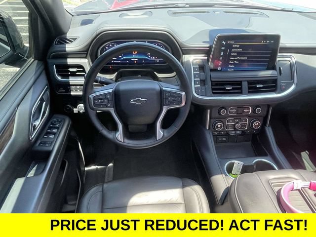 Used 2023 Chevrolet Tahoe Z71 w/ Luxury Package AWD/4WD image 16