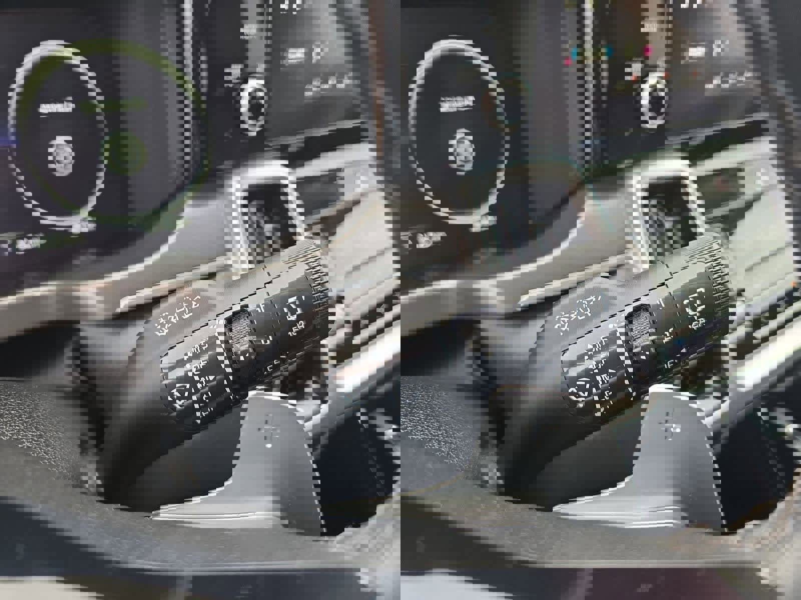 Used 2021 Kia Sorento SX image 26