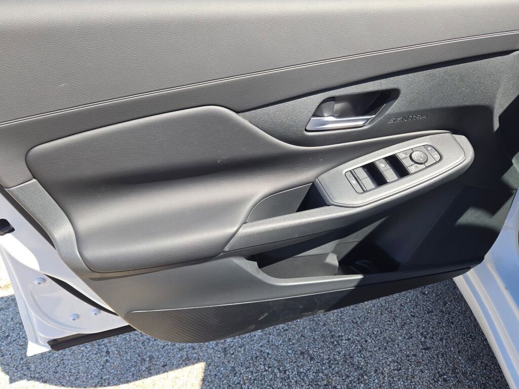 New 2026 Nissan Sentra SV w/ Floor Mat Package FWD image 17