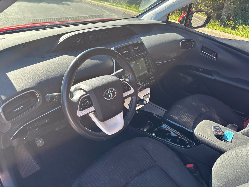 Used 2017 Toyota Prius Prime Plus FWD image 11