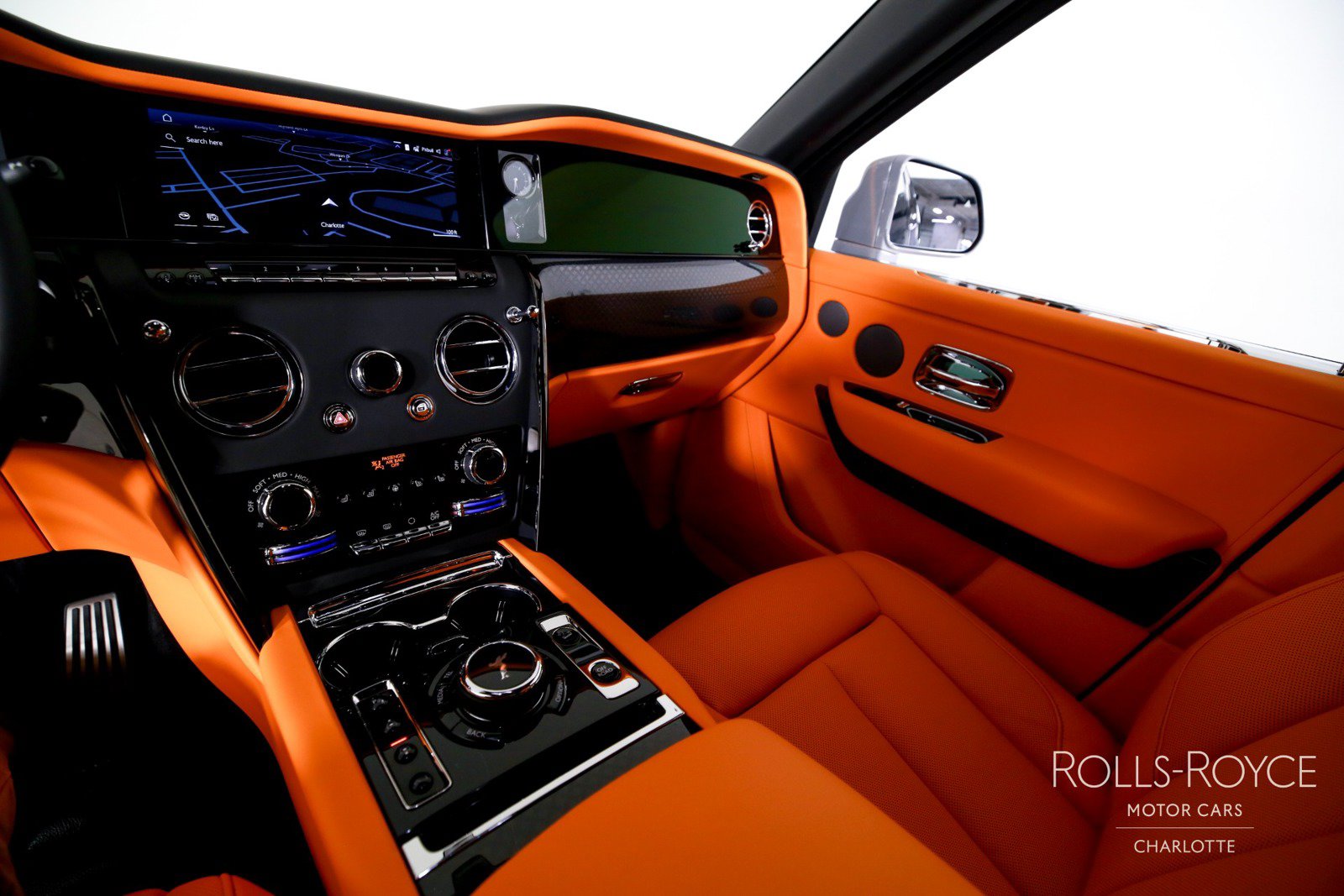 New 2027 Rolls-Royce Cullinan Black Badge AWD/4WD image 16