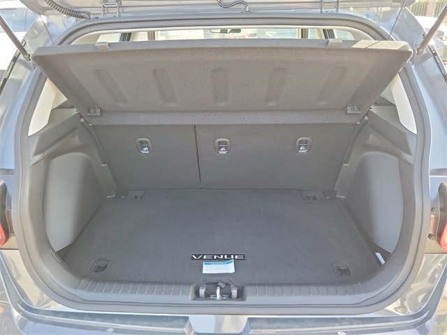 New 2026 Hyundai Venue SE image 20