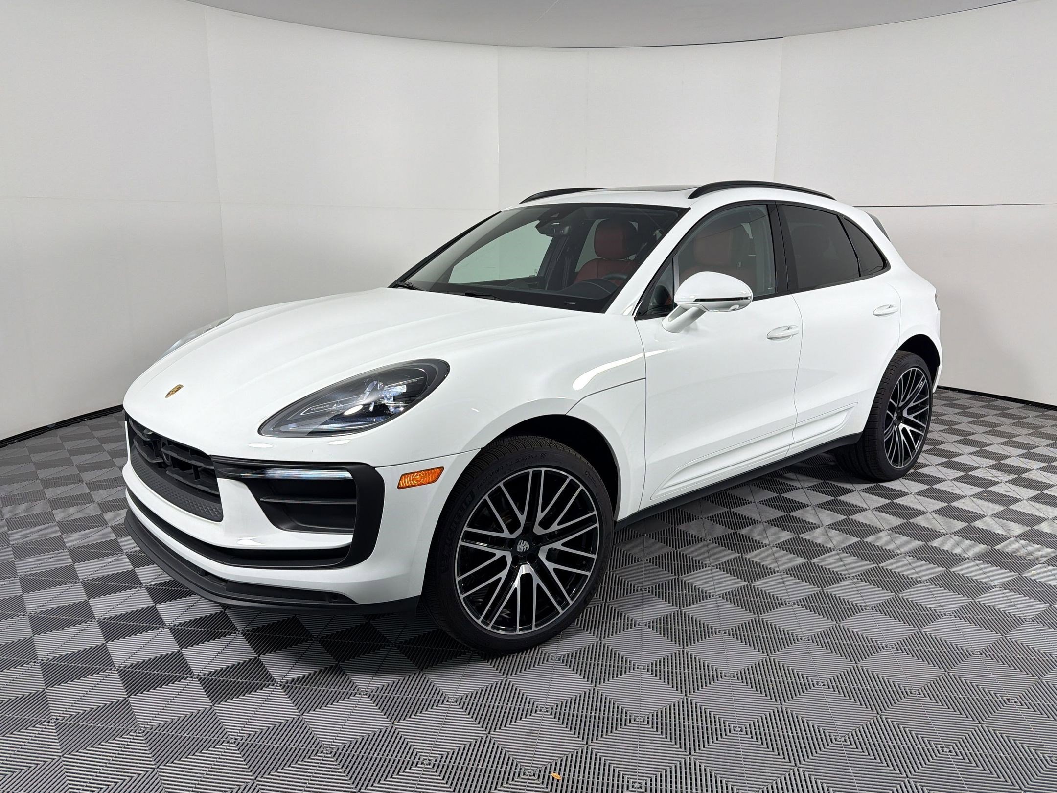 Certified 2025 Porsche Macan