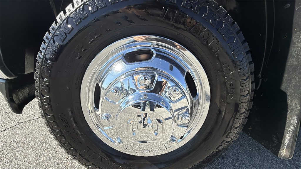 Used 2022 RAM 3500 Tradesman image 33