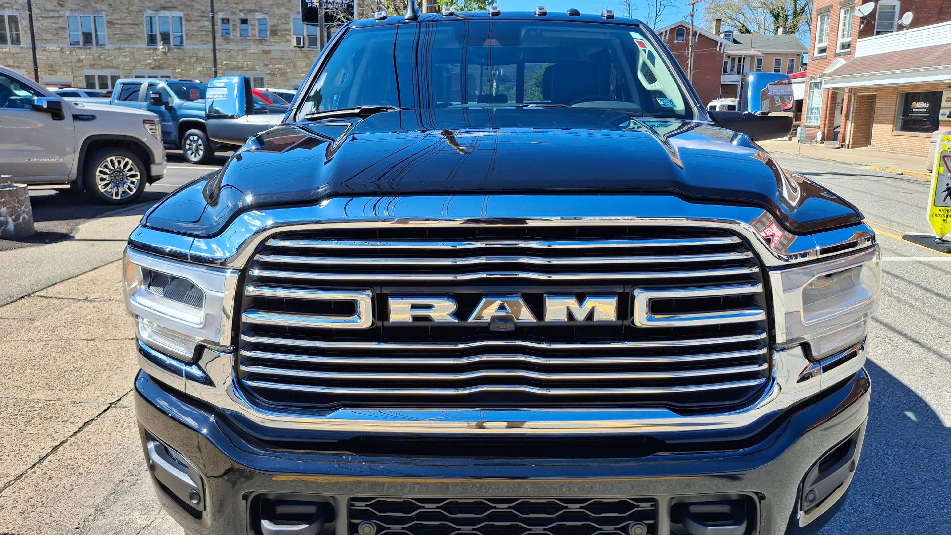Used 2024 RAM 3500 Laramie w/ Safety Group AWD/4WD image 2