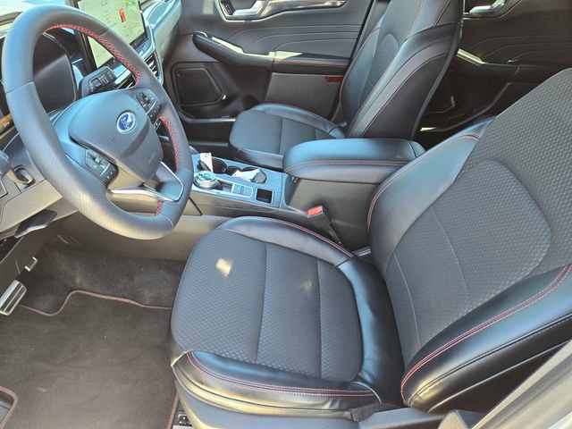 Certified 2023 Ford Escape ST-Line w/ Tech Pack #1 AWD/4WD image 29
