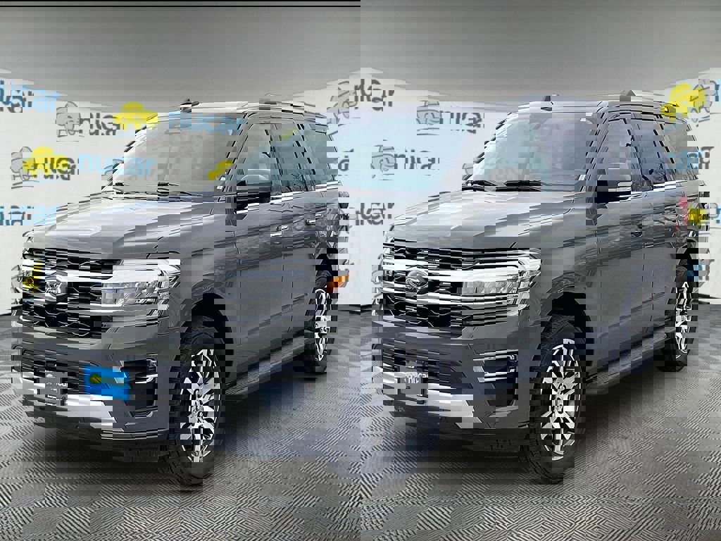 Used 2024 Ford Expedition Limited image 3