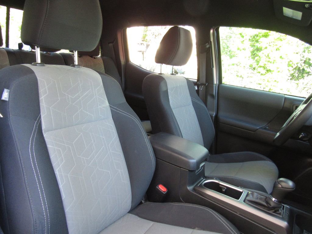 Used 2023 Toyota Tacoma TRD Off-Road AWD/4WD image 23