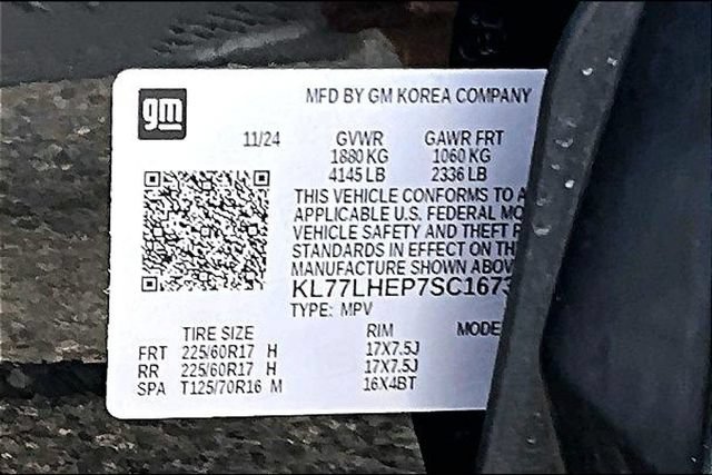 Used 2025 Chevrolet Trax LT FWD image 18