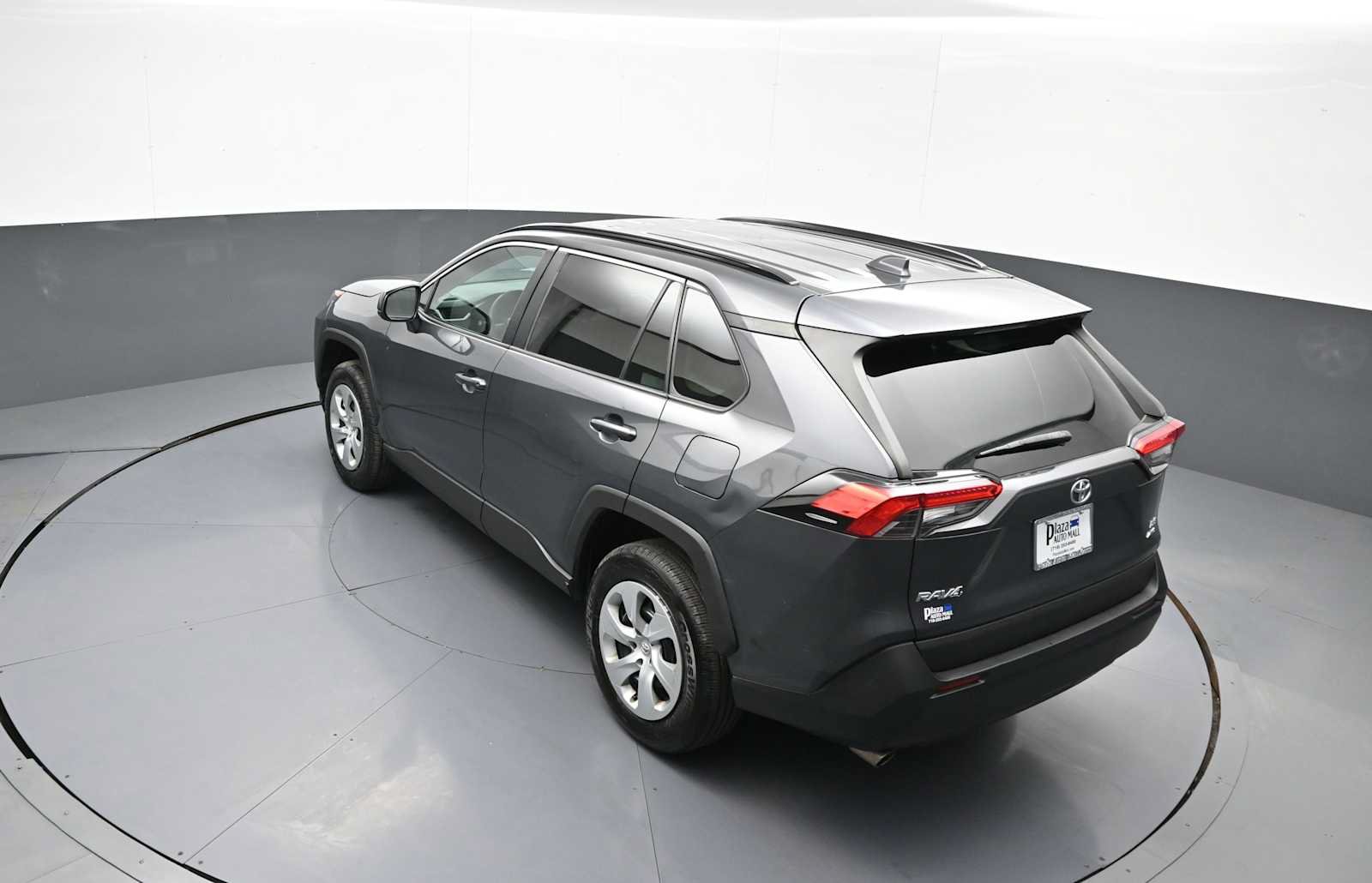 Used 2020 Toyota RAV4 LE w/ All Weather Liner Package AWD/4WD image 39