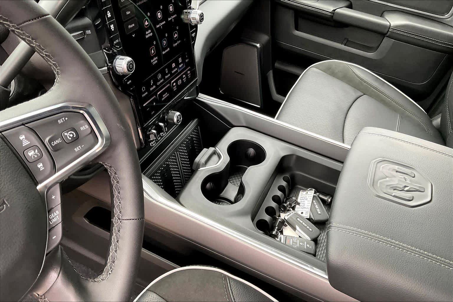 New 2027 RAM 2500 Laramie AWD/4WD image 7
