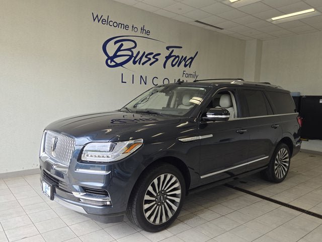Used 2021 Lincoln Navigator Reserve w/ Luxury Package AWD/4WD video 1
