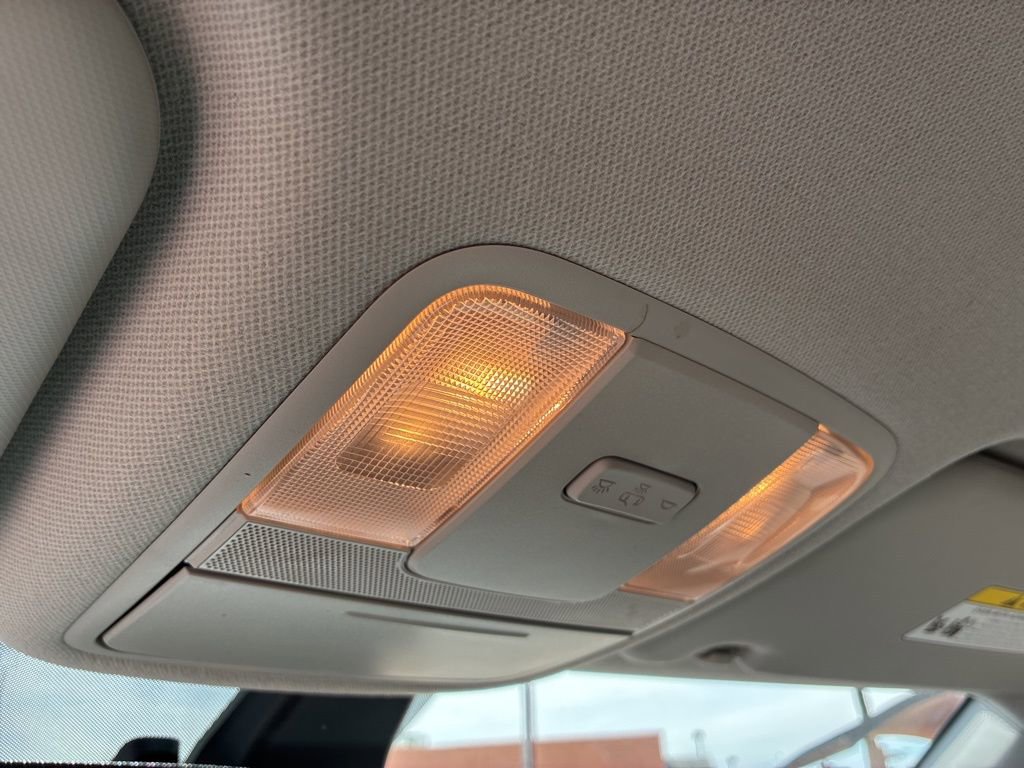 Certified 2025 Kia Soul LX w/ LX Technology Package FWD image 31