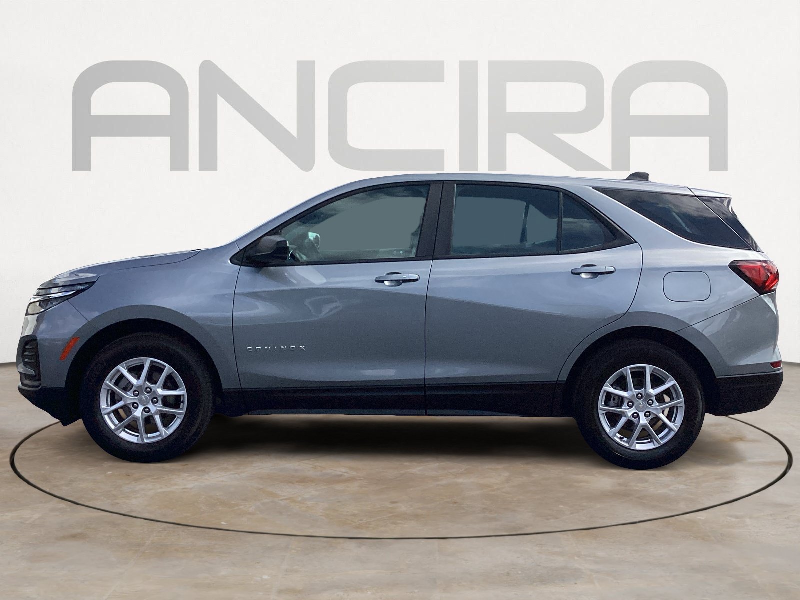 Used 2024 Chevrolet Equinox LS FWD image 11