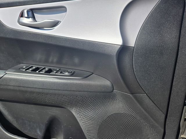 Used 2023 Kia Forte LXS w/ LXS Technology Package image 14