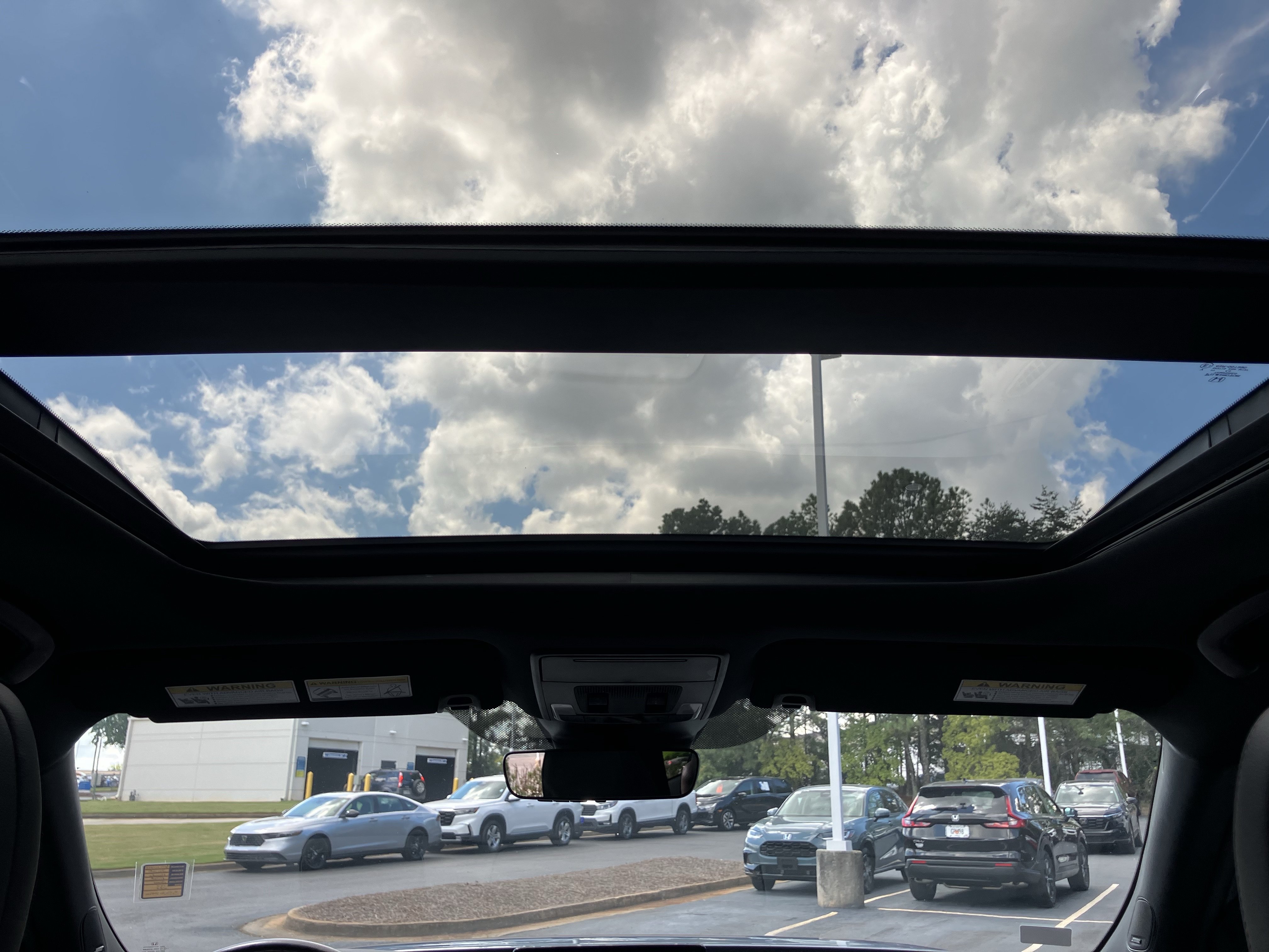 Certified 2025 Honda Pilot Black Edition image 36