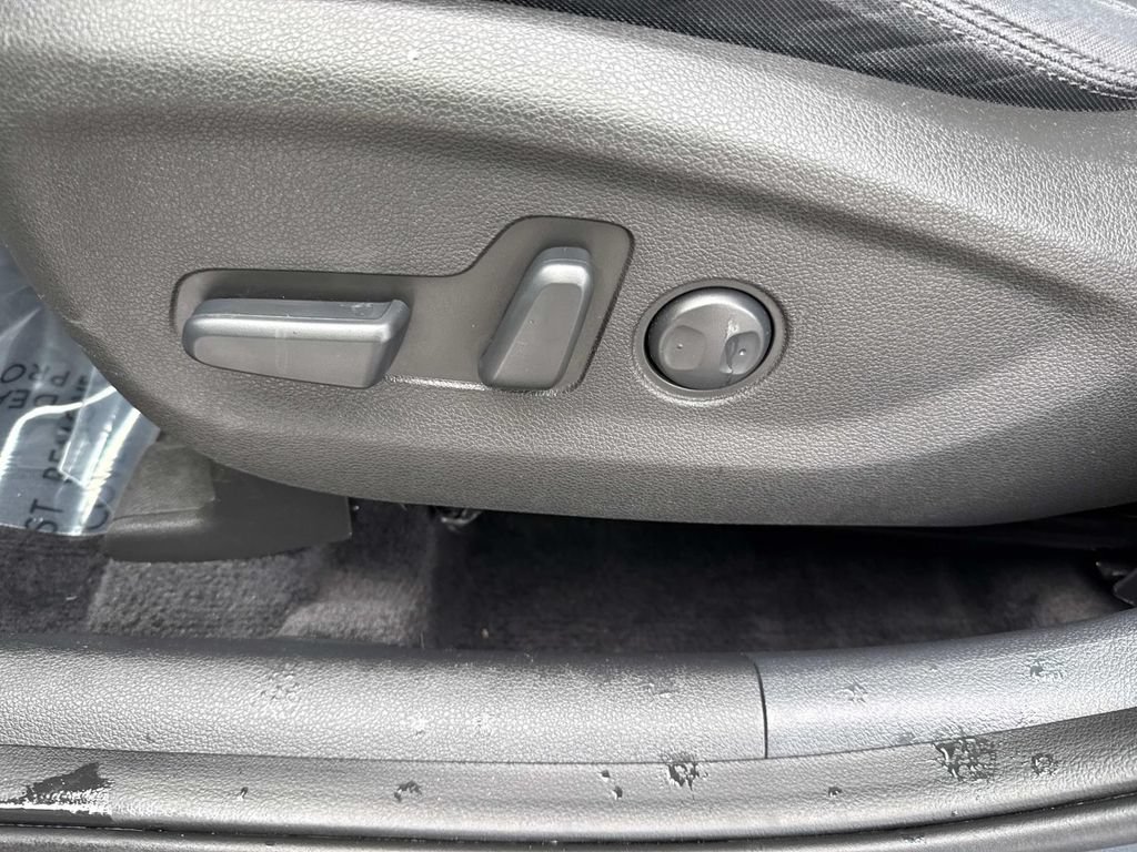 Used 2021 Hyundai Tucson Value FWD image 25