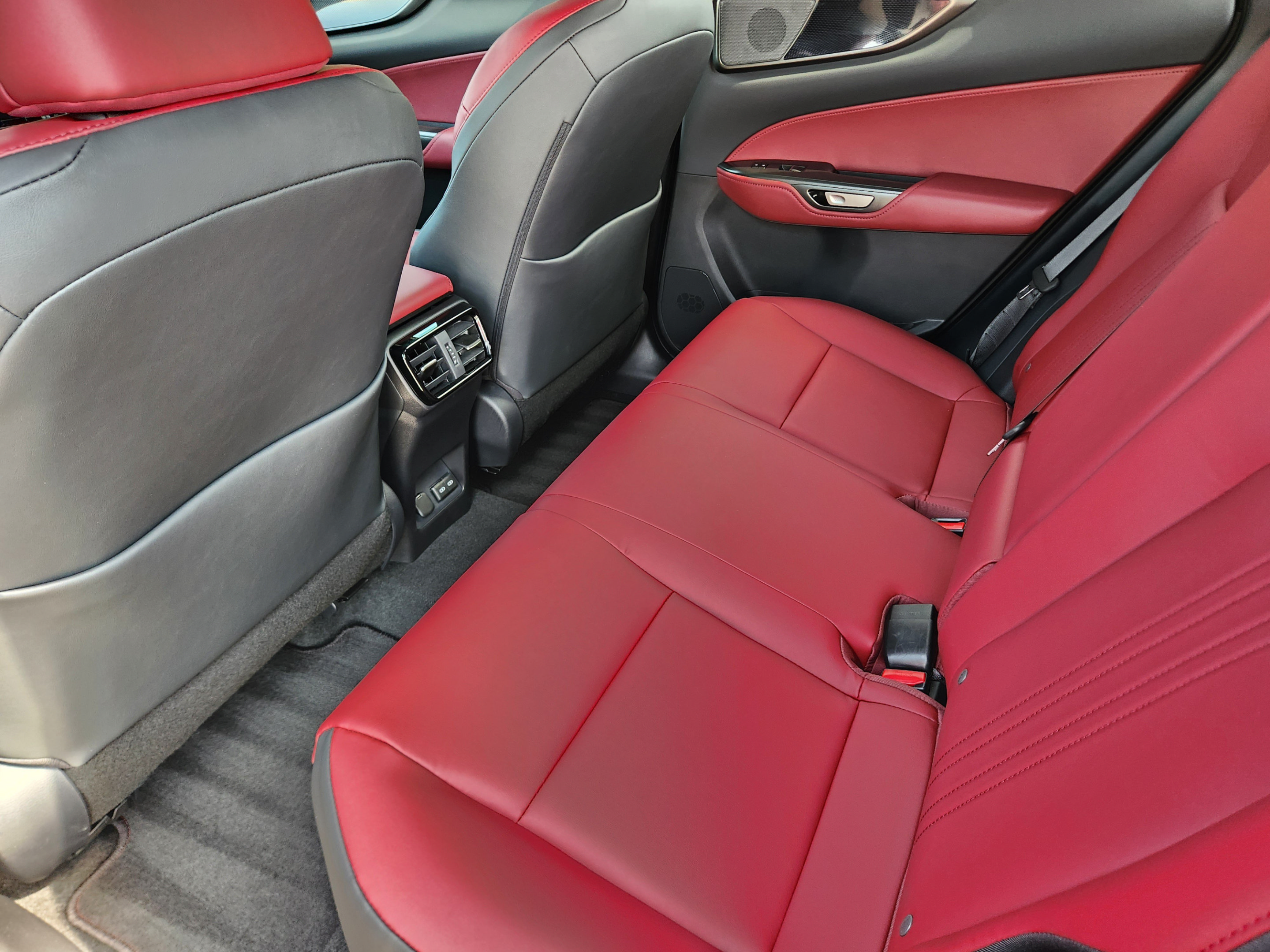 Certified 2026 Lexus NX 350 AWD w/ Cold Area Package image 26
