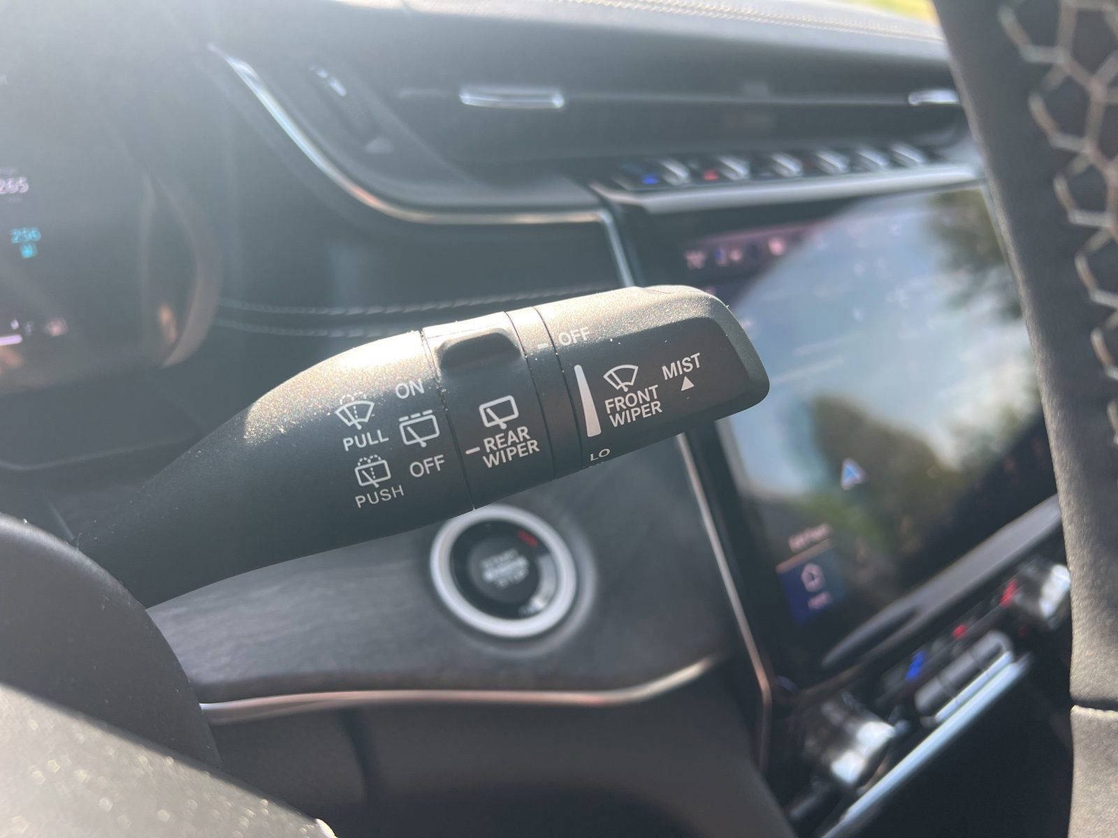 Used 2022 Jeep Grand Cherokee Overland w/ MOPAR Finishing Package image 29