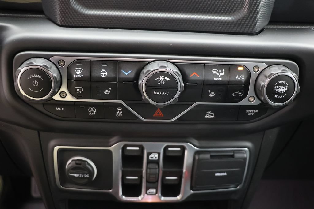 Used 2023 Jeep Wrangler Unlimited Sport AWD/4WD image 21