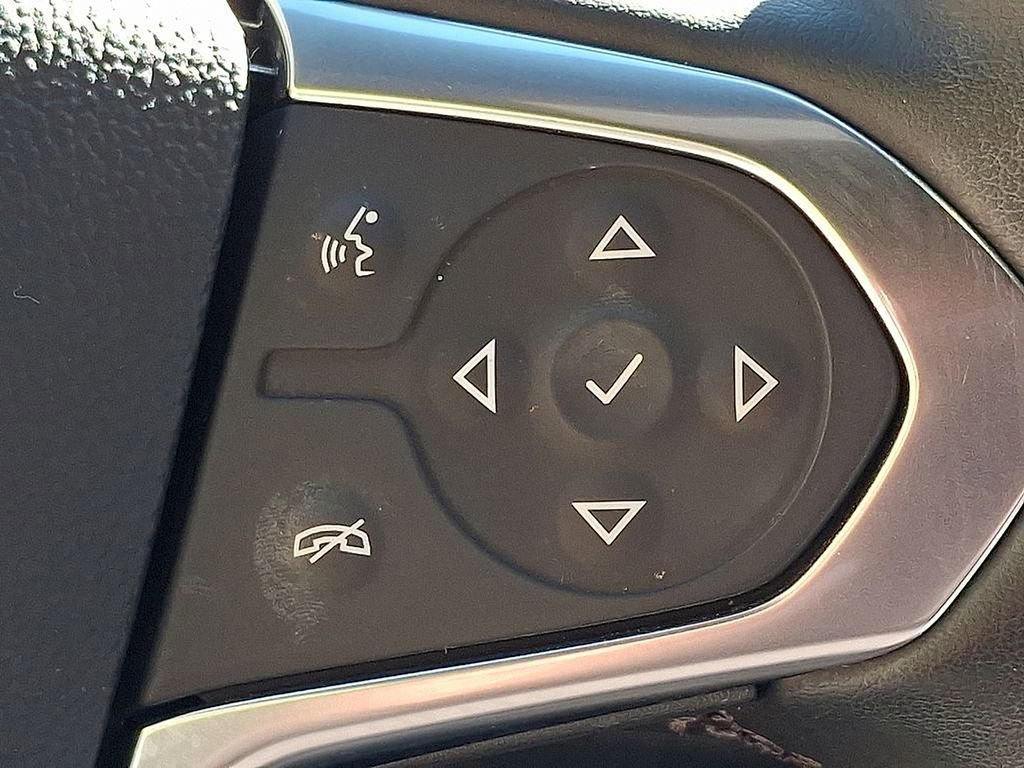 Certified 2023 Chevrolet Traverse LT image 23