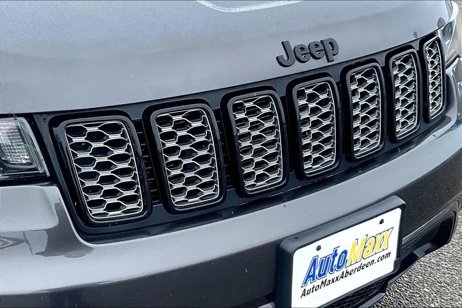 Used 2021 Jeep Grand Cherokee Laredo X AWD/4WD image 39