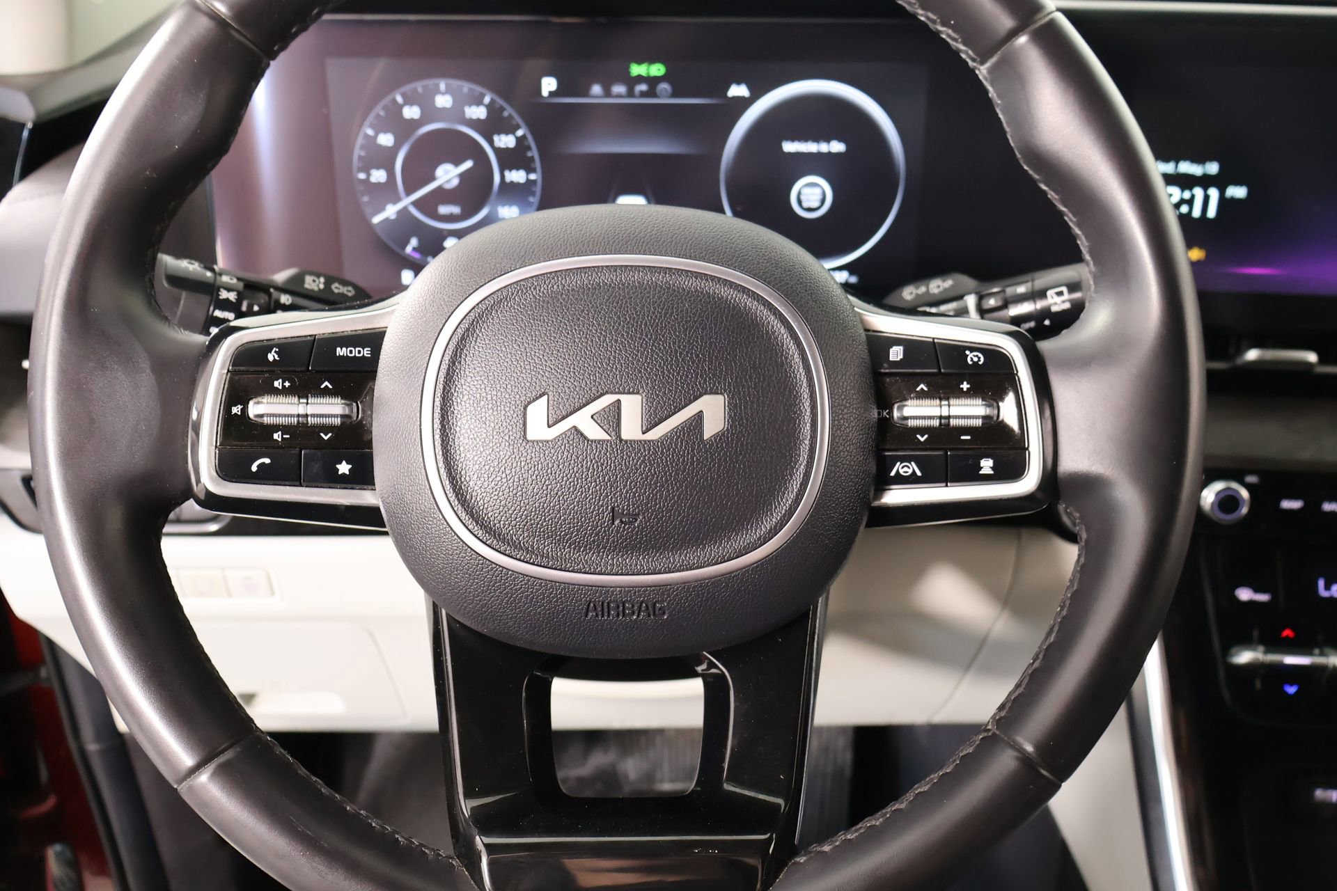 Used 2024 Kia Carnival SX FWD image 4