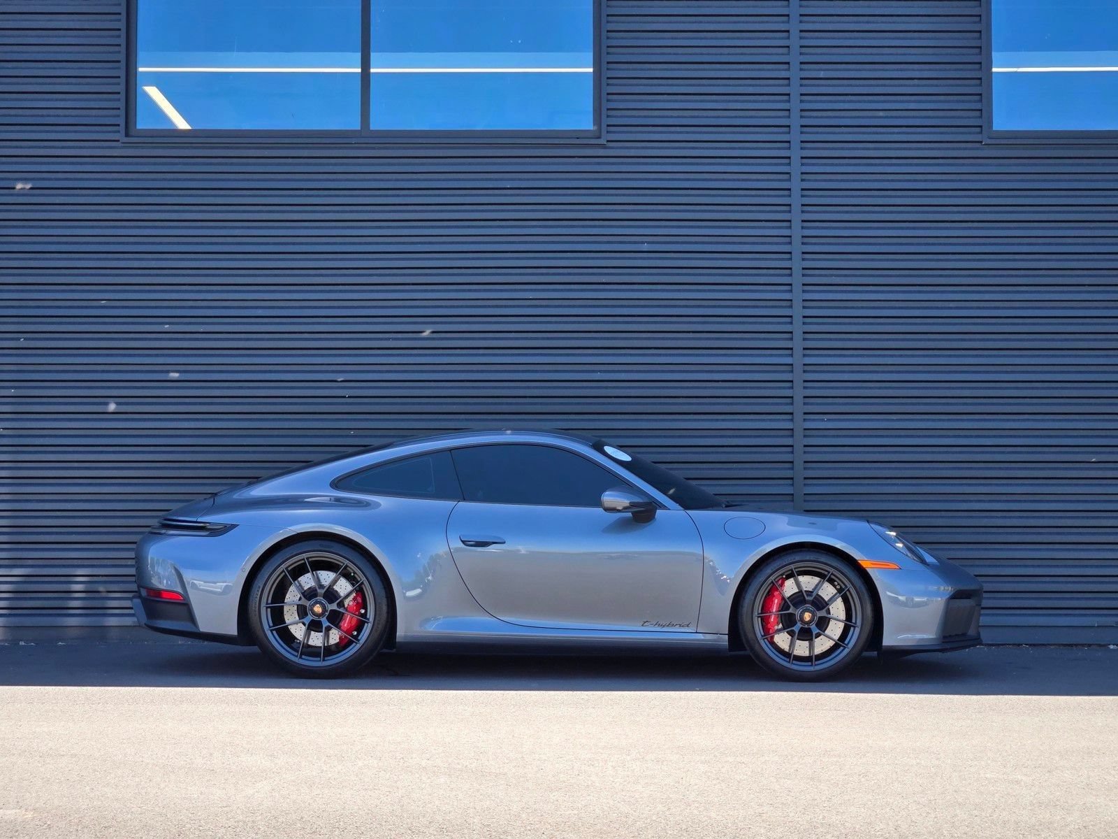 Certified 2026 Porsche 911 Carrera GTS RWD image 9