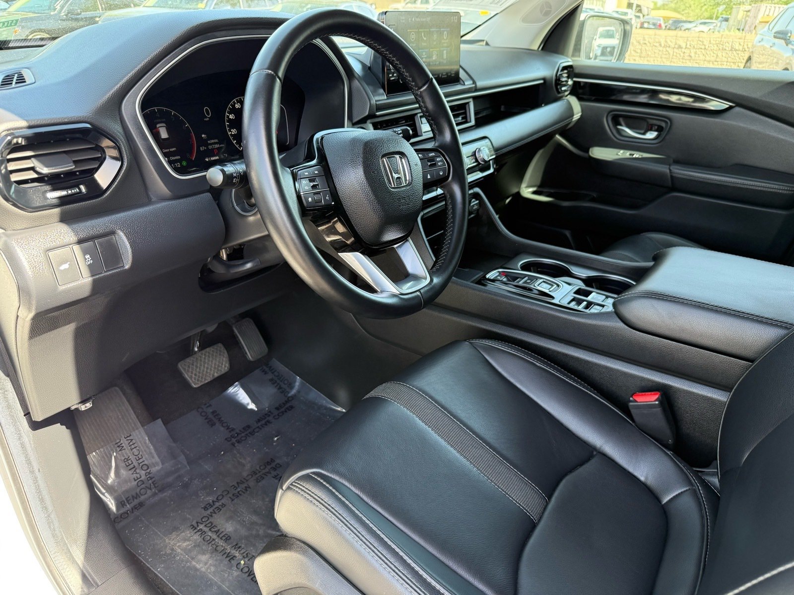 Used 2025 Honda Pilot EX-L image 12