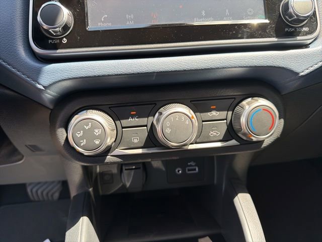 Certified 2025 Nissan Versa SV w/ Trunk Package image 16