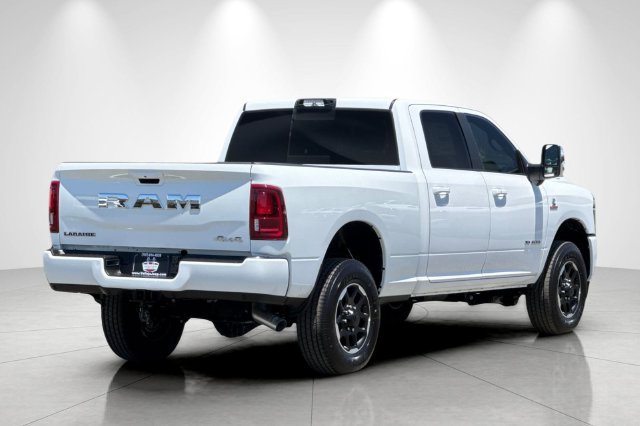 New 2025 RAM 2500 Laramie AWD/4WD image 4