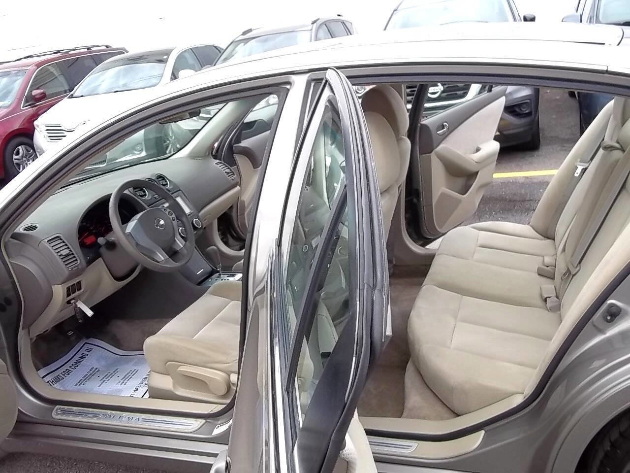 Used 2008 Nissan Altima 2.5 S w/ Emergency Aid Pkg image 5