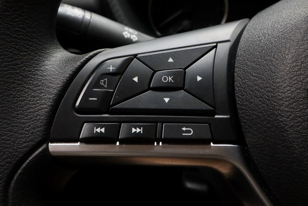 Certified 2024 Nissan Sentra SV image 25