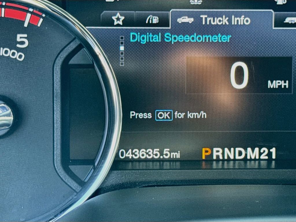 Used 2019 Ford F350 Lariat w/ Lariat Ultimate Package AWD/4WD image 21