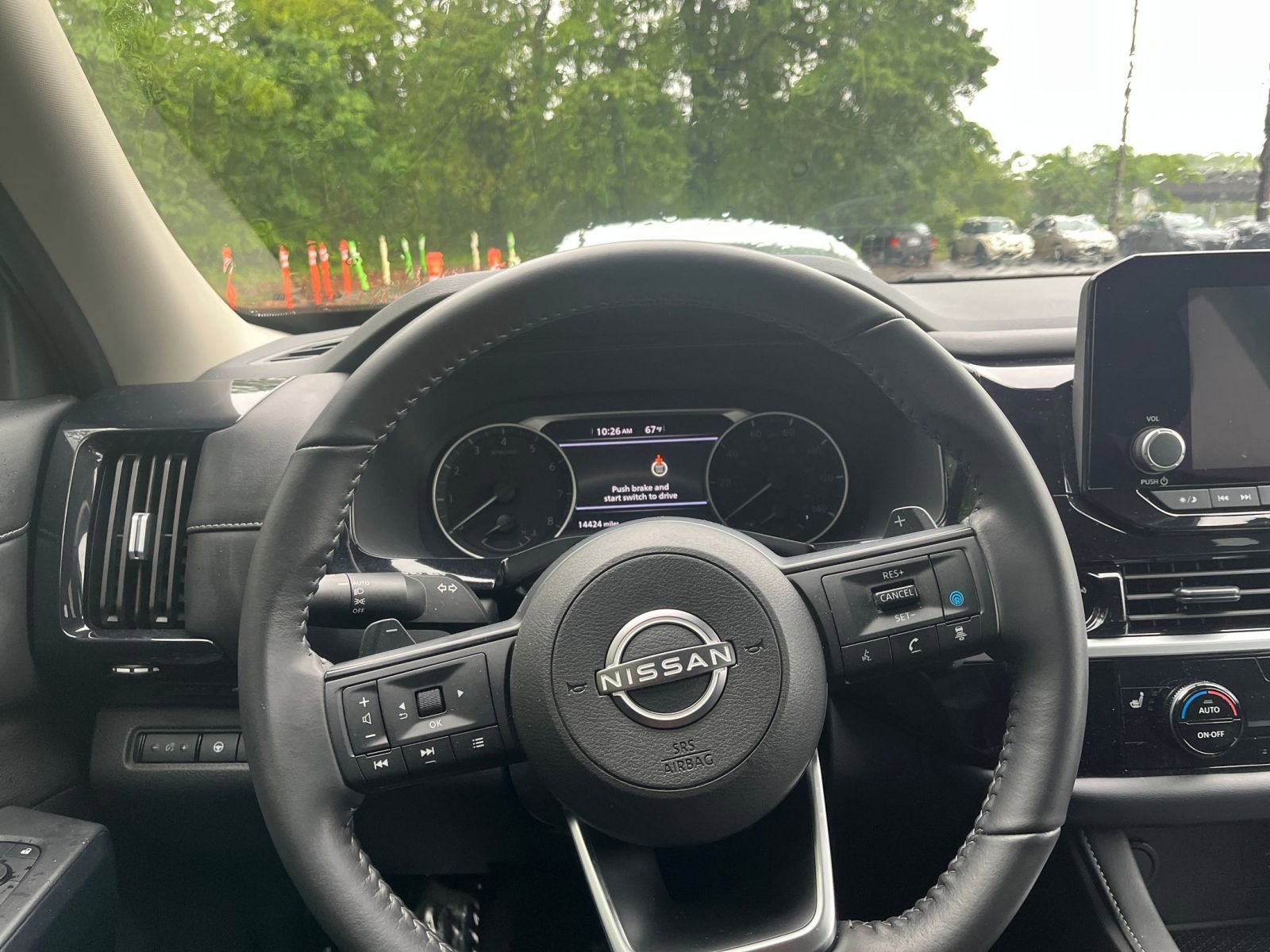 Used 2025 Nissan Pathfinder SV FWD image 29