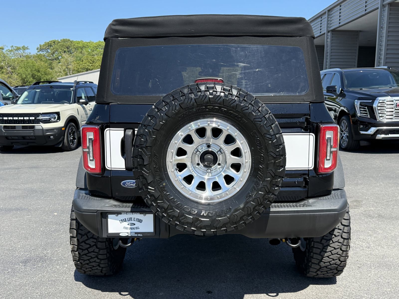 Used 2023 Ford Bronco Badlands AWD/4WD image 5