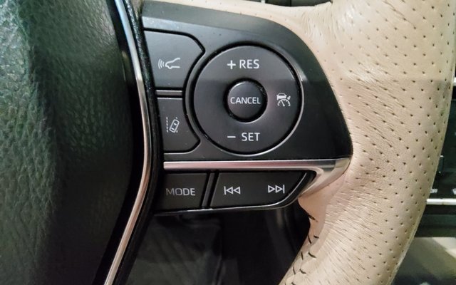 Used 2020 Toyota Avalon Limited w/ Advanced Safety Package image 28