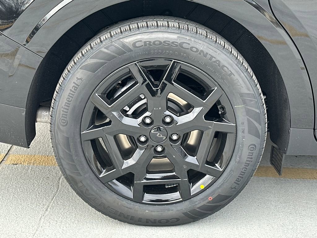 New 2026 Kia Carnival SX w/ SX Dark Edition Package FWD image 9