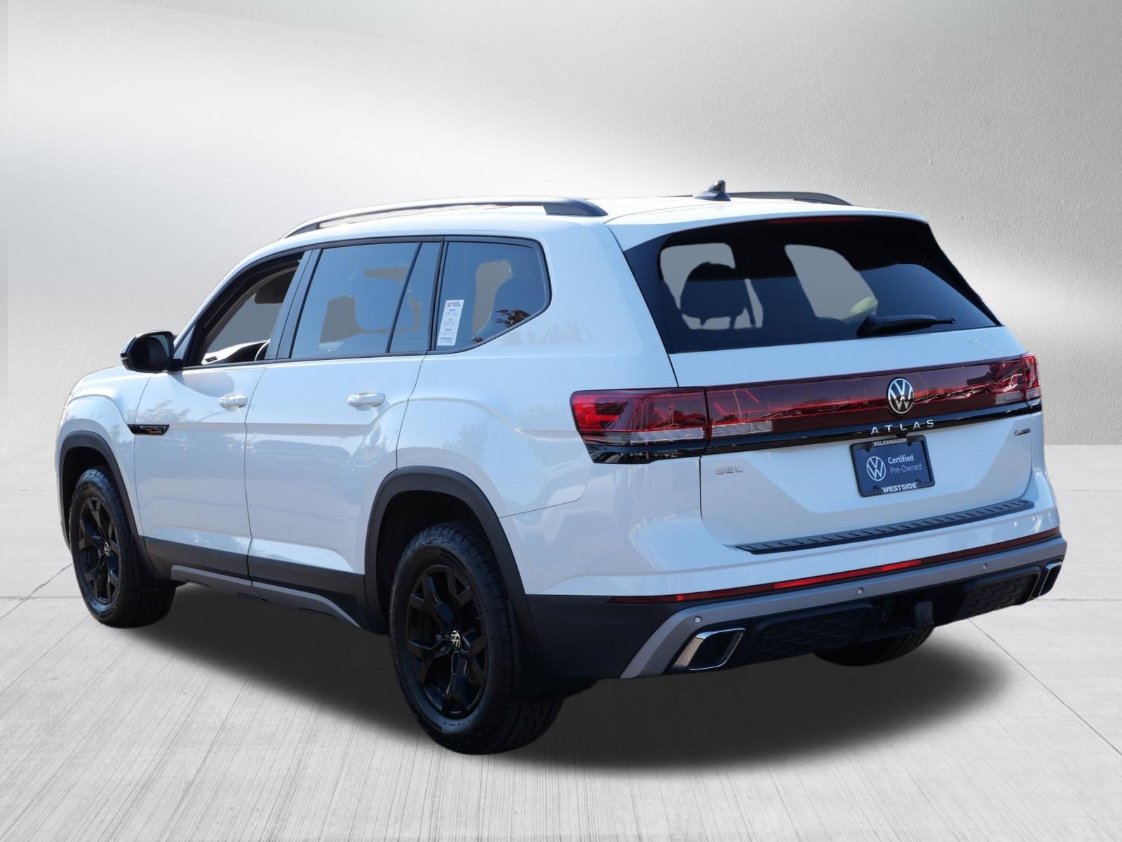 Certified 2024 Volkswagen Atlas Peak Edition SEL AWD/4WD image 5