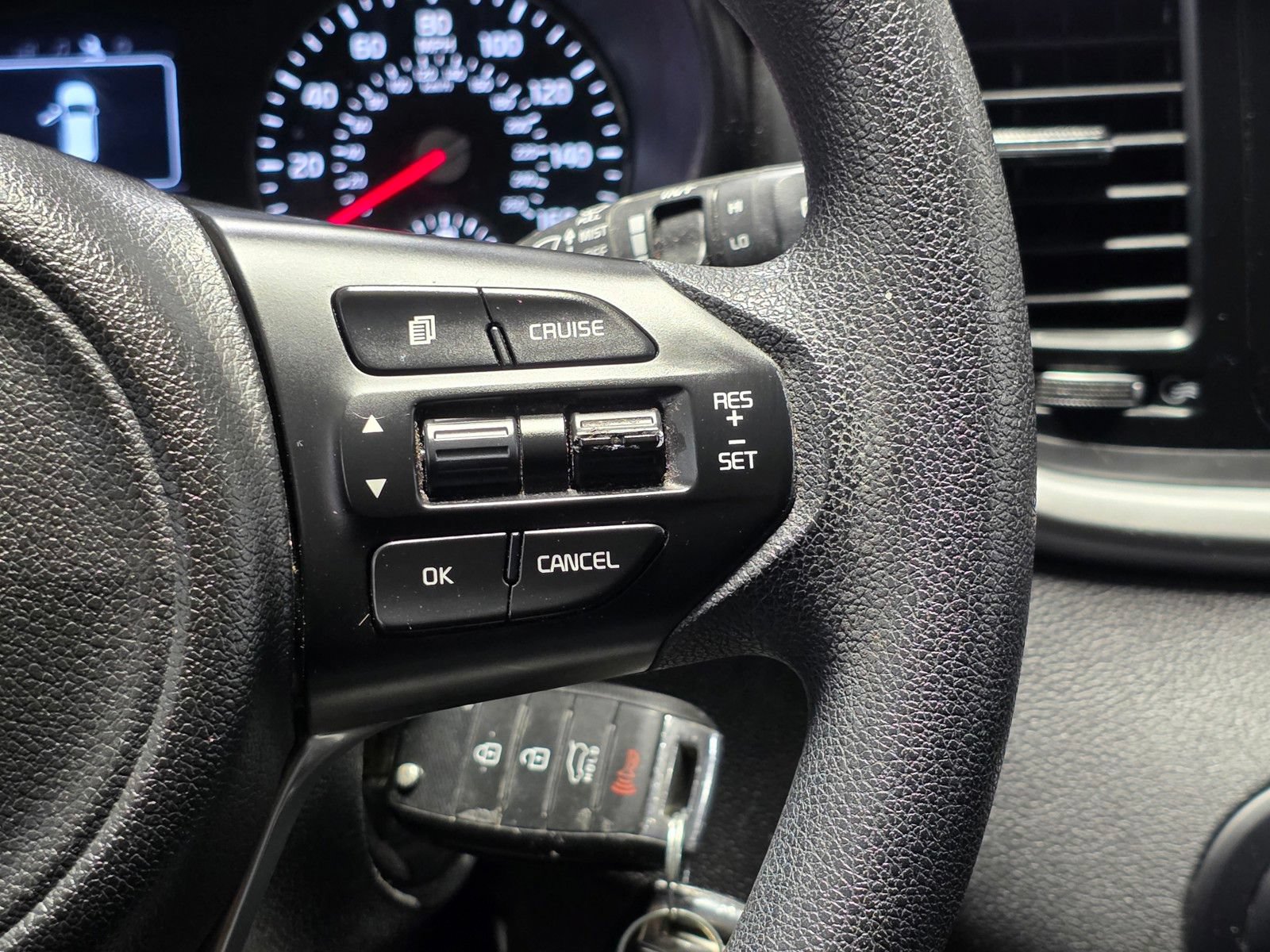 Used 2017 Kia Sorento LX FWD image 32