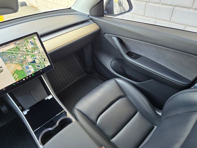 Used 2020 Tesla Model Y Performance AWD/4WD image 26