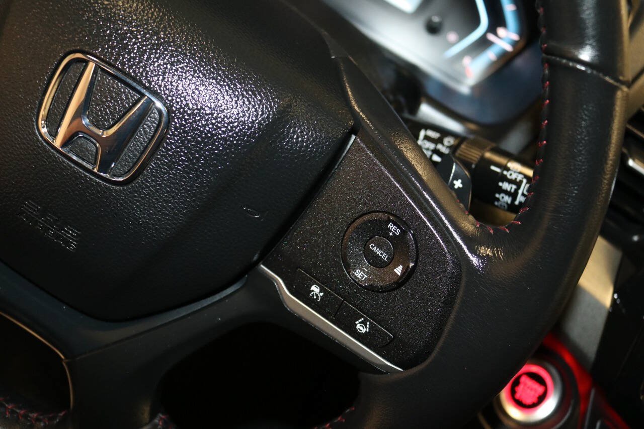 Used 2024 Honda Odyssey Sport image 45