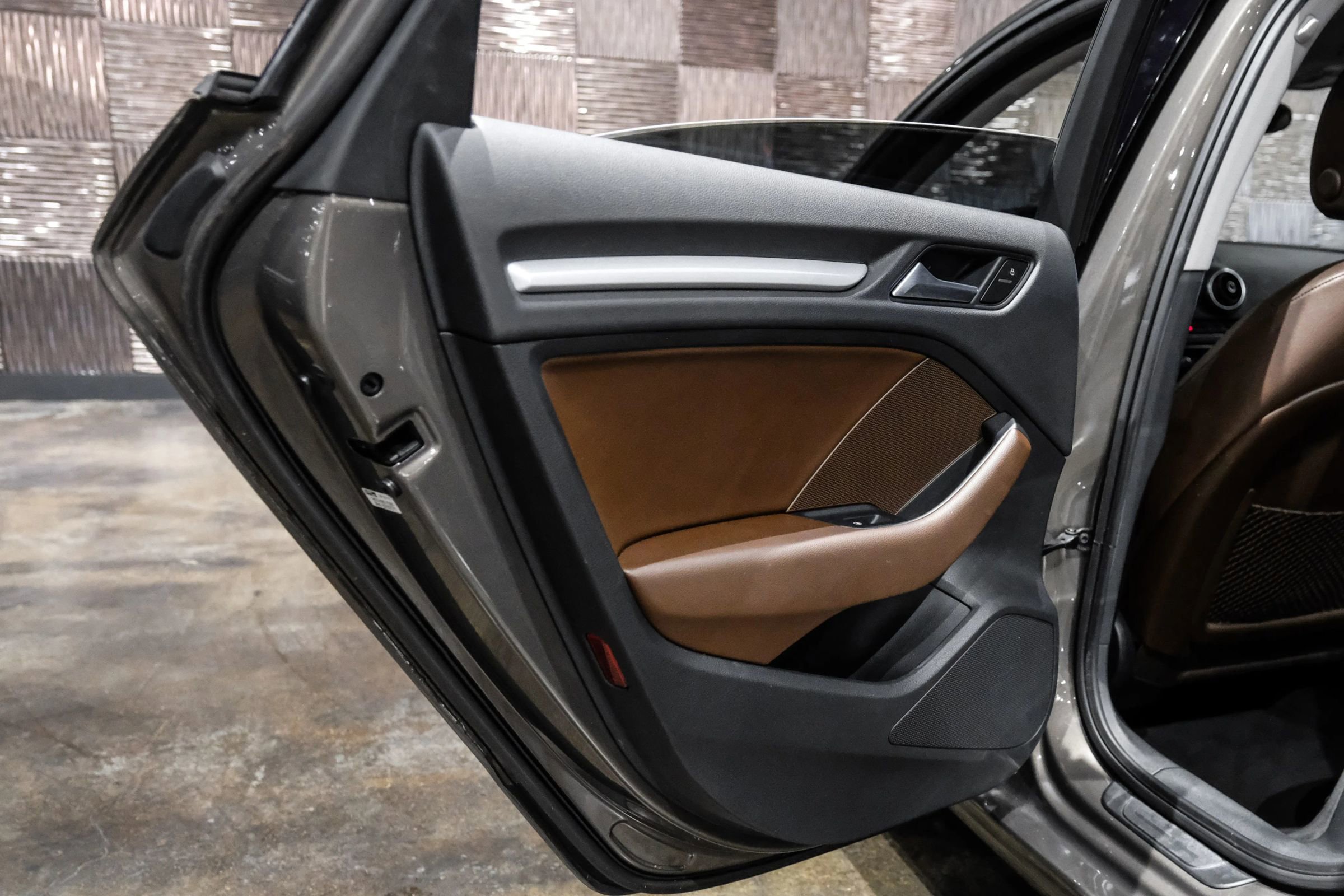 Used 2015 Audi A3 1.8T Premium image 35