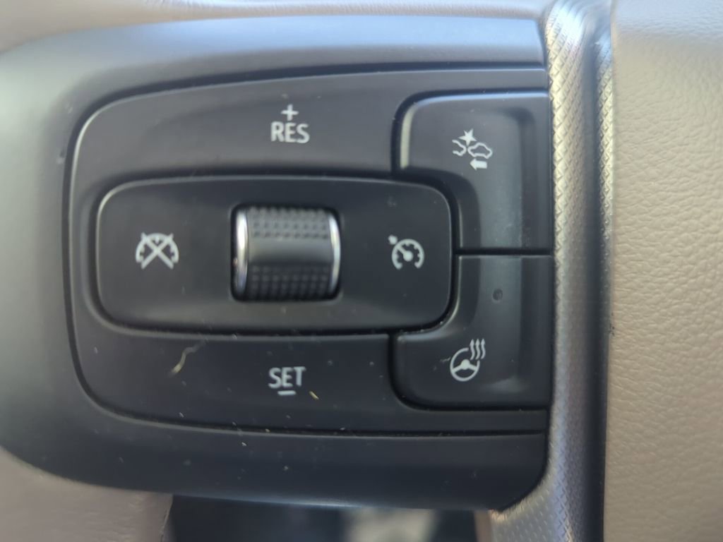 Used 2021 GMC Yukon Denali w/ Denali Premium Package image 37