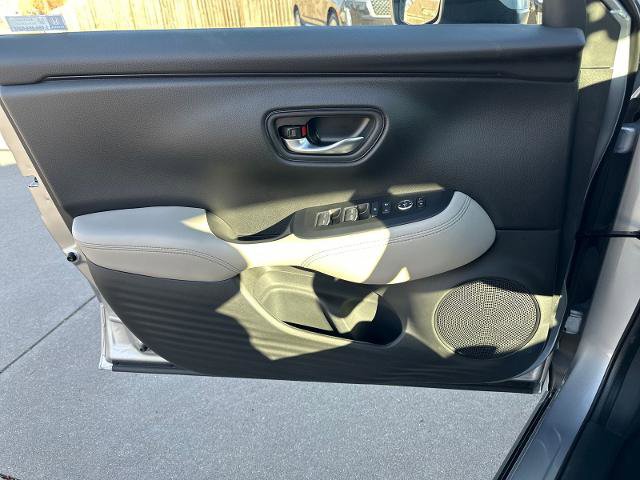 New 2026 Honda HR-V EX-L image 12