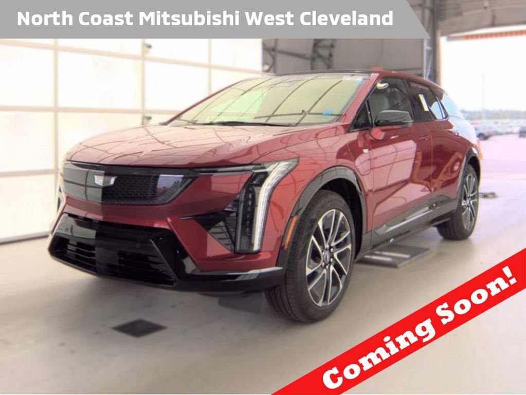 Used 2026 Cadillac Optiq Sport 1 w/ LPO, Floor Liner Package AWD/4WD image 1