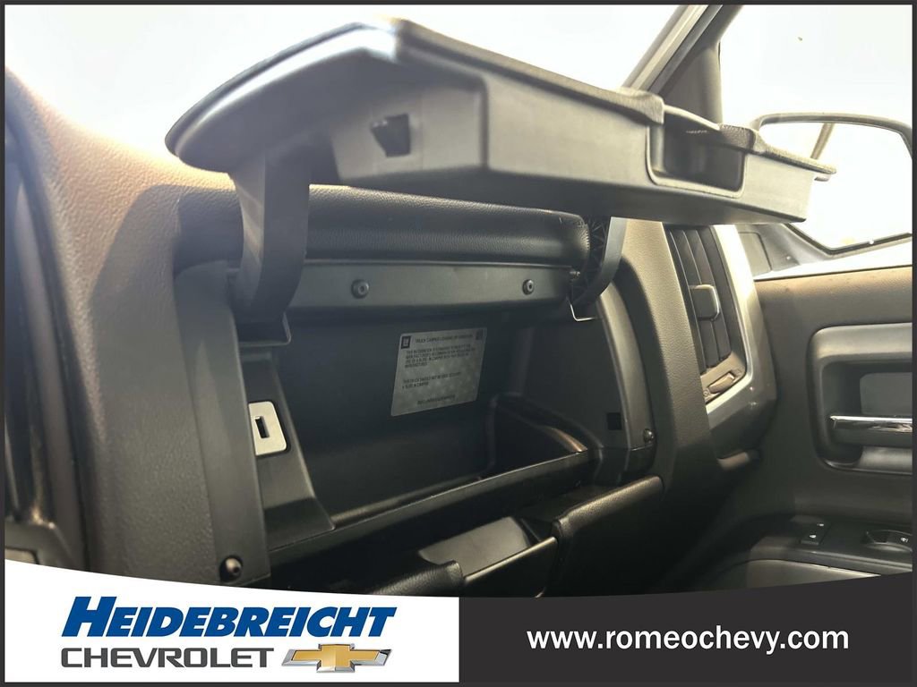Used 2018 Chevrolet Silverado 1500 LT w/ Trailering Package AWD/4WD image 26